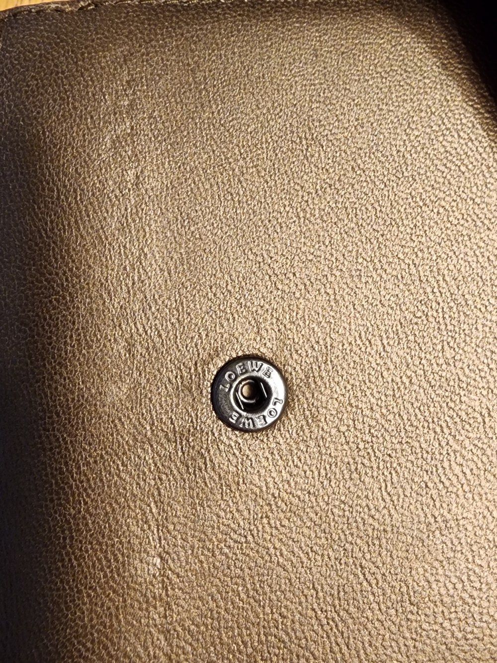 Loewe Anagram leather folding wallet in a metallic bronze - Picture 16 of 16